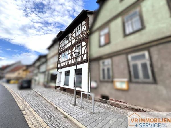 Immobilie in Wasungen - Wohnen, Arbeiten, Verdienen: Vielseitiges Haus in 98634 Wasungen! - Bild 1