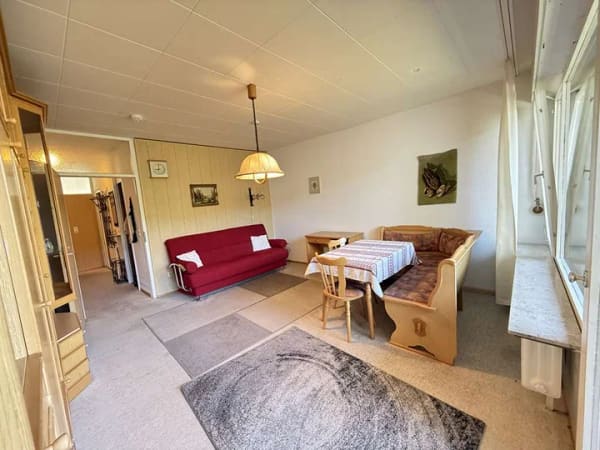 Immobilie in Schönwald im Schwarzwald - Helle 1-Zimmerwohnung mit Süd-Balkon und Blick ins Grüne - Bild 0