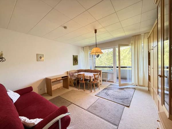 Immobilie in Schönwald im Schwarzwald - Helle 1-Zimmerwohnung mit Süd-Balkon und Blick ins Grüne - Bild 2