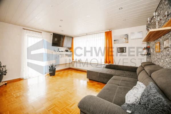 Immobilie in Waldachtal - Viel Platz & flexible Nutzung - Einfamilienhaus mit Anbau in Tumlingen - Bild 2