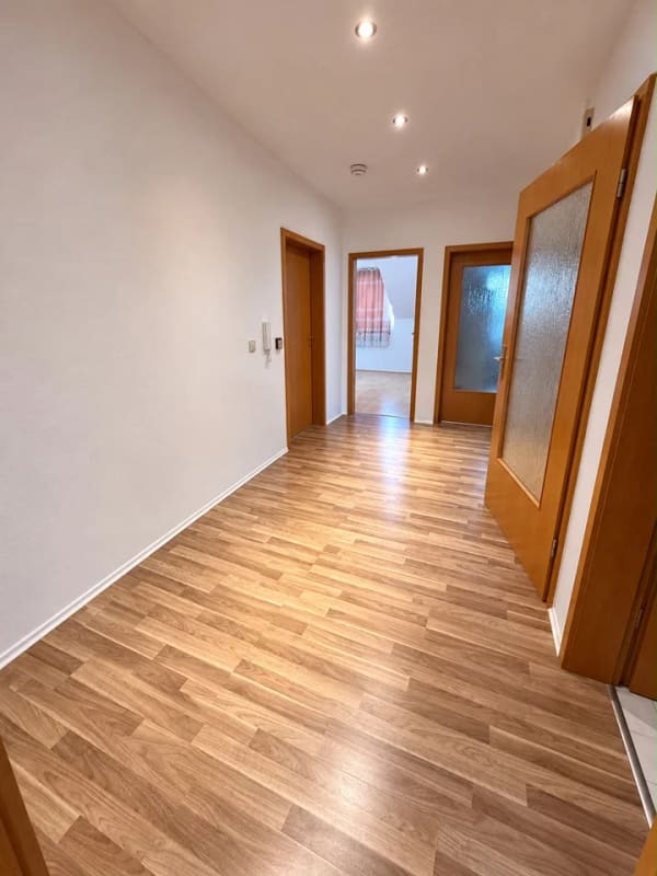 Immobilie in Abensberg - Schöne 3-Zimmer Wohnung mit Balkon und Garage in Abensberg - Bild 3