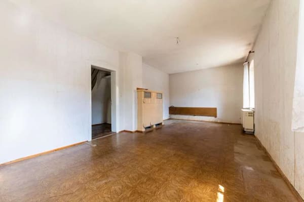 Immobilie in Bad Gottleuba-Berggießhübel - Charmantes Einfamilienhaus mit viel Potenzial im Kurort Bad Gottleuba - Bild 3
