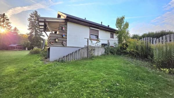 Immobilie in Geesthacht - 
2 Häuser und ein 1-Zi-Apartment mit Potenzial, Elbnähe,
Grundstück ist nicht einsehbar  - Bild 4