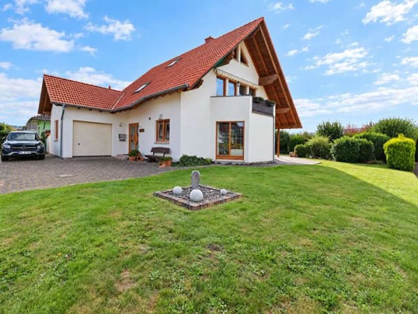 Immobilie in Lauenförde - Modern wohnen, naturnah leben. 
1-2 Familienhaus in Lauenförde - Bild 3