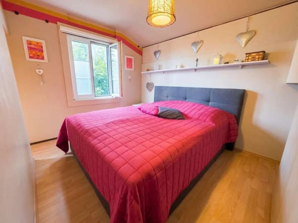 Immobilie in Horbach - Charmantes Einfamilienhaus mit großem Garten, Teich & vielseitigem Raumangebot - Bild 1