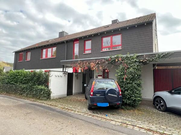 Immobilie in Wangen - Großzügiges Mehrfamilienhaus Wangen, Kreis Göppingen - Bild 1