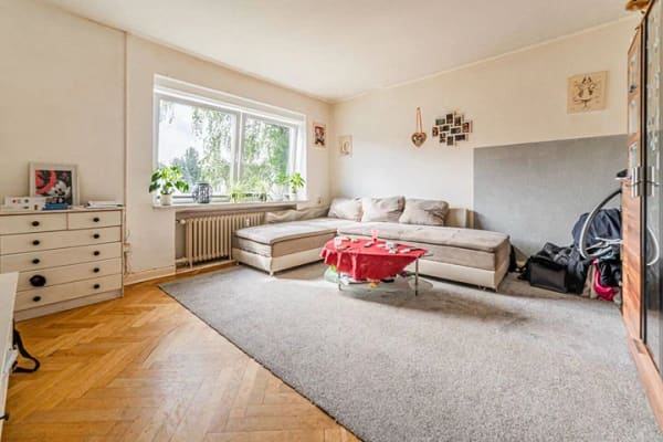 Immobilie in Flensburg - 6,2 % Rendite inkl. Mietzuschuss / Vermietete 4-Zimmer-Wohnung mit Einbauküche in Flensburg-Mürwik - Bild 2