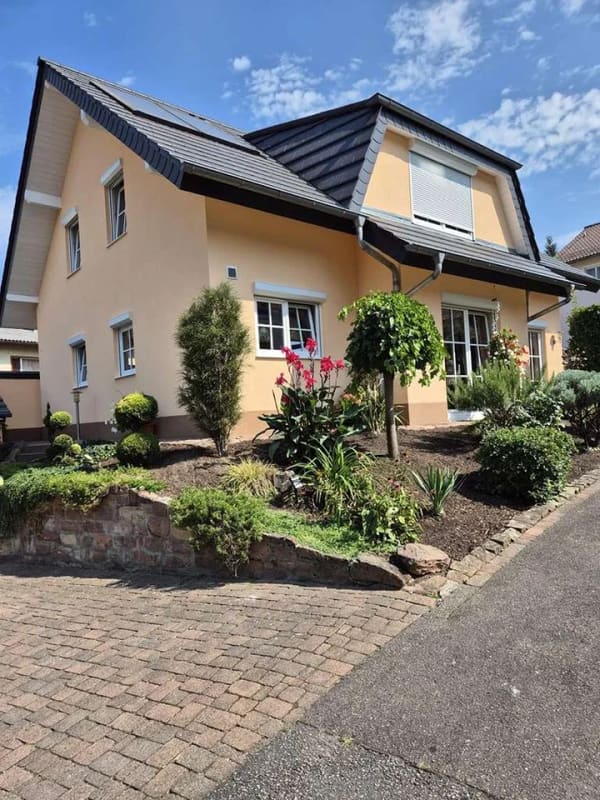 Immobilie in Bammental - Sehr gepflegtes Einfamilienhaus mit viel Charme und Wohlfühlatmosphäre - Bild 0