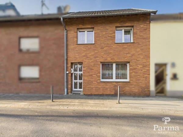 Immobilie in Niederzier - Gepflegtes Reihenmittelhaus in zentraler Lage von Niederzier-Oberzier - Bild 1