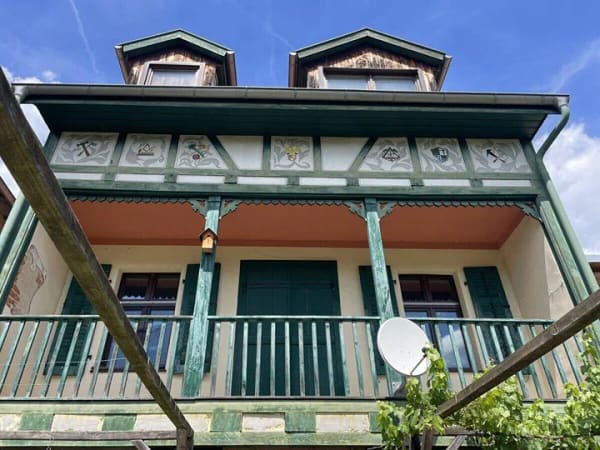 Immobilie in Naumburg (Saale) - Altbau mit Fachwerk und Charme - nur 725€/m² in Naumburgs Altstadt mit idyllischem Garten und Stellplätzen - Bild 2