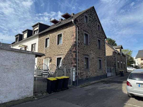 Immobilie in Andernach - Solide vermietetes Reihenhaus in Miesenheim - Bild 0