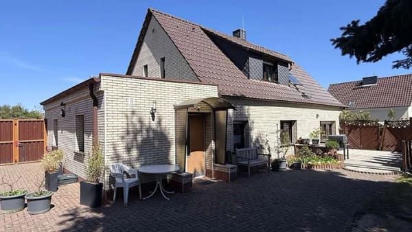 Immobilie in Bad Belzig - Großzügiges Familienanwesen mit Werkstatt und Garagen - Bild 3