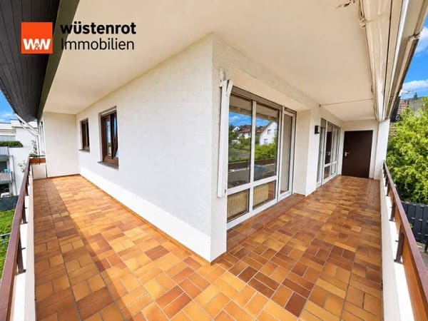Immobilie in Gammelshausen - Wunderschöne 5 Zimmer Eigentumswohnung mit Balkon in Gammelshausen - Bild 2