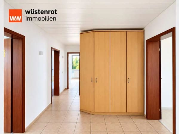 Immobilie in Gammelshausen - Wunderschöne 5 Zimmer Eigentumswohnung mit Balkon in Gammelshausen - Bild 4