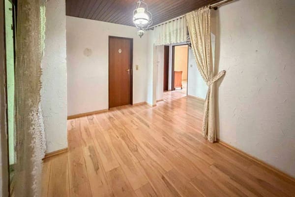 Immobilie in Treuchtlingen - Viel Raum. Viel Grün. Viel Potenzial. - Bild 3
