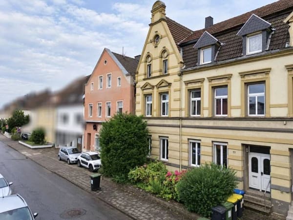 Immobilie in Paderborn - Zwei Mehrfamilienhäuser im Paket - gewachsene Gebäudestruktur mit Entwicklungsperspektive - Bild 0