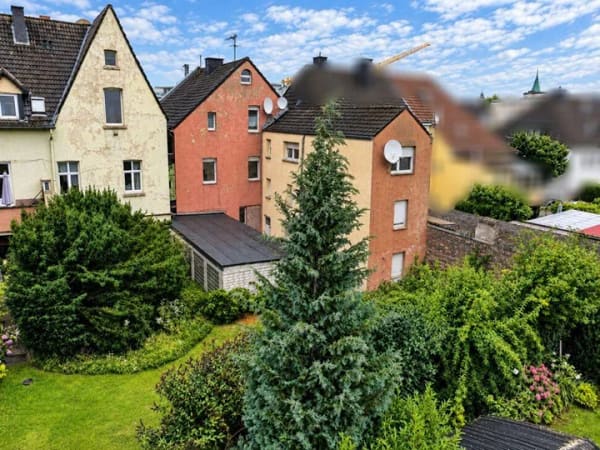 Immobilie in Paderborn - Zwei Mehrfamilienhäuser im Paket - gewachsene Gebäudestruktur mit Entwicklungsperspektive - Bild 2
