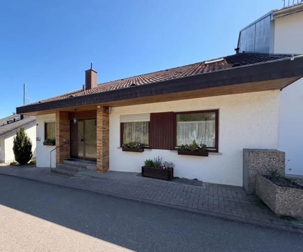 Immobilie in Ostelsheim - Reihenhaus in Ostelsheim - Bild 0