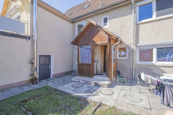 Immobilie in Balingen - Sonniges Zweifamilienhaus: hier ist Platz für mehrere Generationen oder Rendite - Bild 3