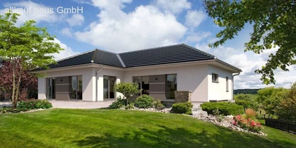 Immobilie in Königswartha - Rakecy - Geräumiger Bungalow mit lichtdurchfluteter Küche und viel Komfort - Bild 0