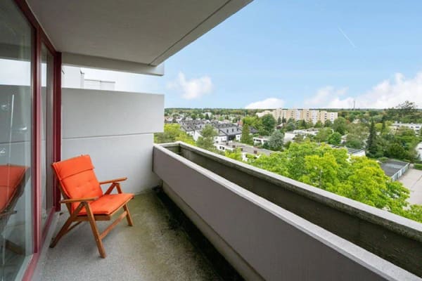 Immobilie in Taufkirchen - AIGNER - Über den Dächern von Taufkirchen! Helle 2 Zimmerwohnung mit West-Balkonen - Bild 4
