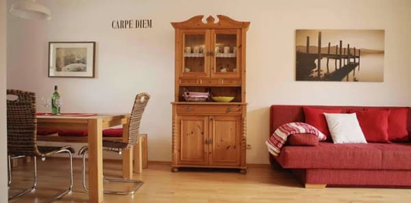 Immobilie in Kochel am See - Ferienwohnung "Carpe Diem" am Walchensee: Top-Rendite, Seezugang & Hallenbad, komplett möbliert - Bild 0