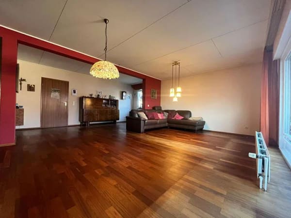 Immobilie in Vohburg an der Donau - Großzügiges Einfamilienhaus mit großem Garten - Bild 2
