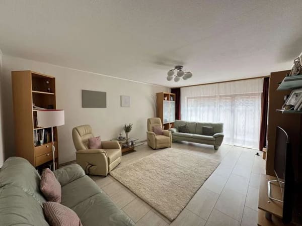 Immobilie in Osthofen - Großzügiges Reihenendhaus mit 210 m², Sauna & Klimaanlage - Bild 2