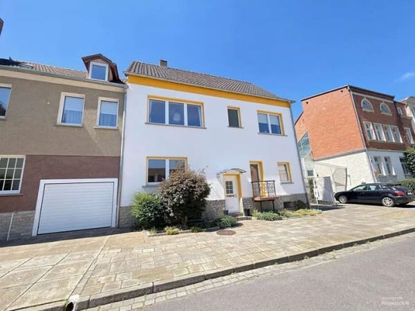 Immobilie in Thale - Großzügiges Einfamilienhaus mit Aussicht - Bild 1