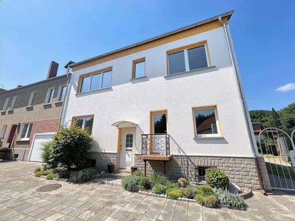 Immobilie in Thale - Großzügiges Einfamilienhaus mit Aussicht - Bild 2