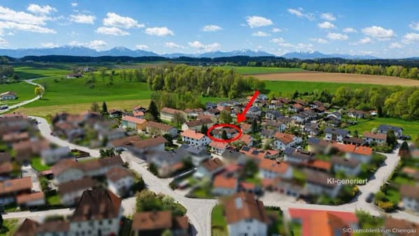 Immobilie in Altenmarkt an der Alz - Gelegenheit in Altenmarkt! Renovierungsbedürftiges Einfamilienhaus in ausgesprochen ruhiger Wohnlage - Bild 2