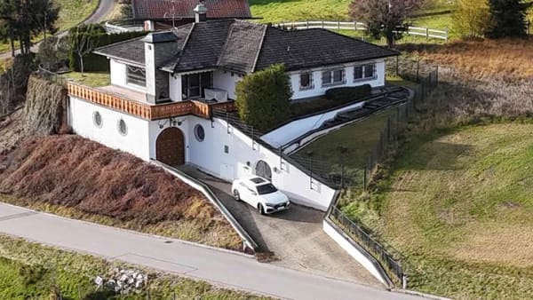 Immobilie in Braunsbach - Ein Rückzugsort mit besonderer Ausstrahlung - großzügiges Anwesen in ruhiger Lage - Bild 0