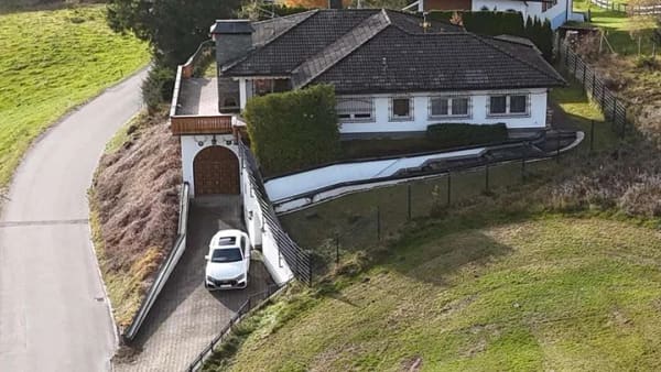 Immobilie in Braunsbach - Ein Rückzugsort mit besonderer Ausstrahlung - großzügiges Anwesen in ruhiger Lage - Bild 1