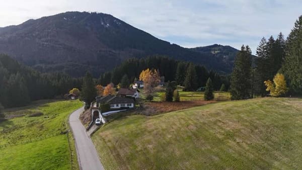 Immobilie in Braunsbach - Ein Rückzugsort mit besonderer Ausstrahlung - großzügiges Anwesen in ruhiger Lage - Bild 2