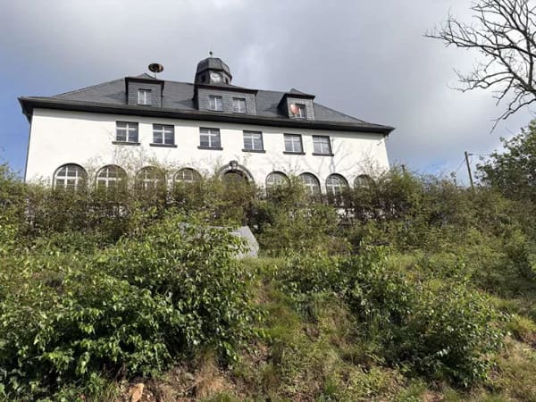 Immobilie in Neuhaus am Rennweg - TOP-Entwicklungsobjekt im Thüringer Schiefergebirge | Tourismus- & Wertschöpfungspotenzial - Bild 1