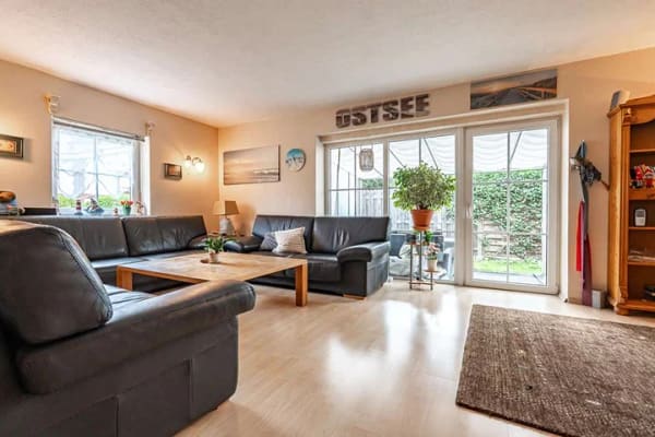 Immobilie in Ellerhoop - Gepflegte Doppelhaushälfte mit viel Platz, Carport, ﻿Garten und Vollkeller - Bild 4