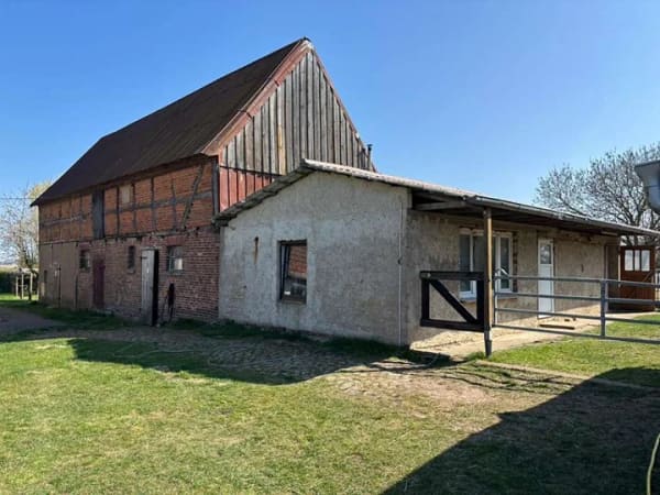 Immobilie in Galenbeck - Ländliches Anwesen  – großzügiges Bauernhaus mit viel Platz und guten Voraussetzungen für Pfer - Bild 2