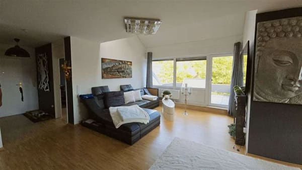 Immobilie in Dittelbrunn - Großzügige Maisonette Wohnung mit Galerie, Dachterrasse und Garage in Dittelbrunn - Bild 0