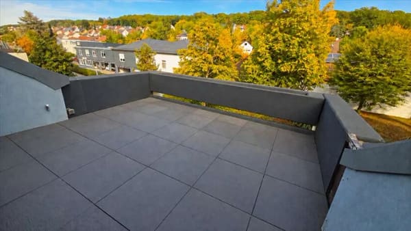 Immobilie in Dittelbrunn - Großzügige Maisonette Wohnung mit Galerie, Dachterrasse und Garage in Dittelbrunn - Bild 4