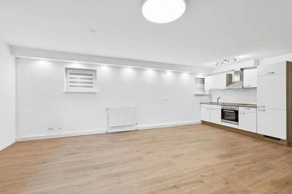 Immobilie in Mistelgau - Über 5,4 % Rendite – vermietete 2-Zimmer-Souterrainwohnung - Bild 1