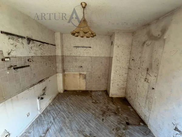 Immobilie in Friesenheim - Kompaktes Wohnhaus mit ca. 70 m² Wohnfläche und Nebengebäude - Bild 3