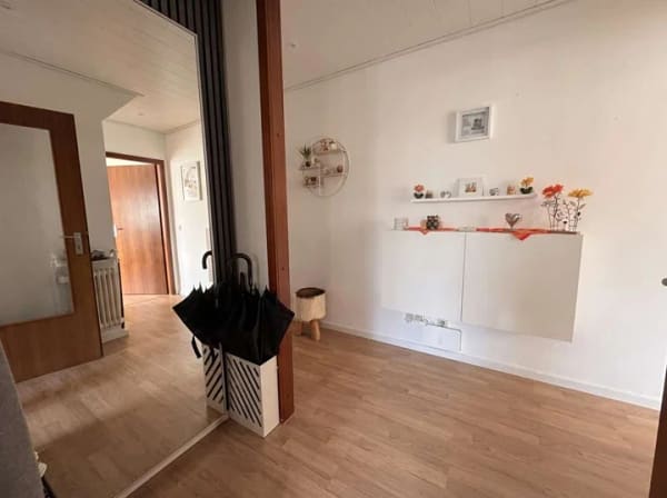 Immobilie in Neunkirchen-Seelscheid - Modernisiertes Einfamilienhaus mit Waldblick und Doppelgarage! - Bild 1