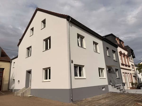 Immobilie in Saarlouis - Modernisiertes Einfamilienhaus in zentraler Lage von Saarlouis-Lisdorf - Bild 1