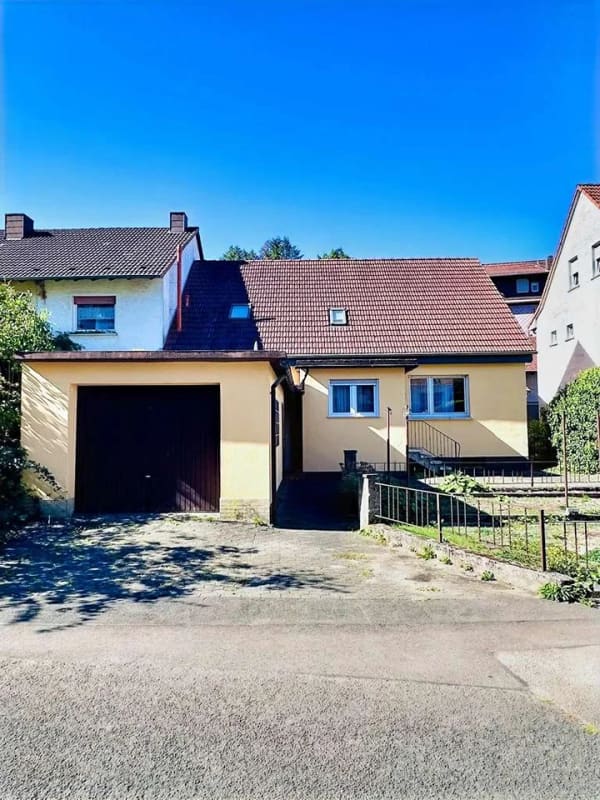 Immobilie in Rammelsbach - Rammelsbach - Einfamilienhaus mit Garage und Garten, in ruhiger Wohnlage - Bild 0