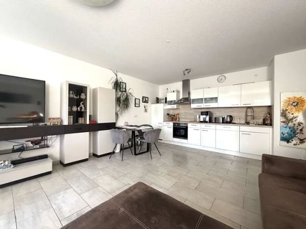 Immobilie in Röttenbach - Modern, stilvoll, einladend – Zweizimmerwohnung mit Terrasse - Bild 3