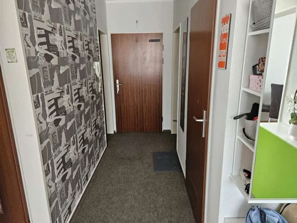 Immobilie in Varel - Kapitalanleger aufgepasst!! Erdgeschosswohnung in zentrumsnaher Lage von Varel – vermietet, mit Kell - Bild 1