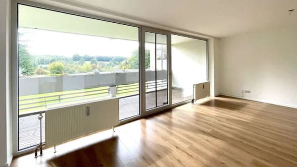 Immobilie in Olpe - Großzügige Etagenwohnung mit Weitblick und sonnenverwöhntem Balkon in Olpe - Bild 4