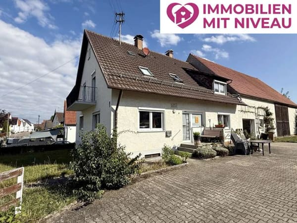 Immobilie in Holzheim - Ab ins Familienglück! Großes Wohnhaus mit Nebengebäuden in Holzheim! - Bild 0