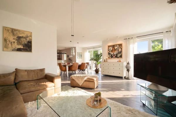 Immobilie in Weibersbrunn - Exklusives und neuwertiges Viebrock-Haus in Weibersbrunn mit herrlichem Panorama! - Bild 3