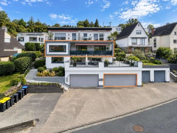 Immobilie in Weitersburg - Großzügige Erdgeschosswohnung mit Fernblick ins Rheintal - Bild 0